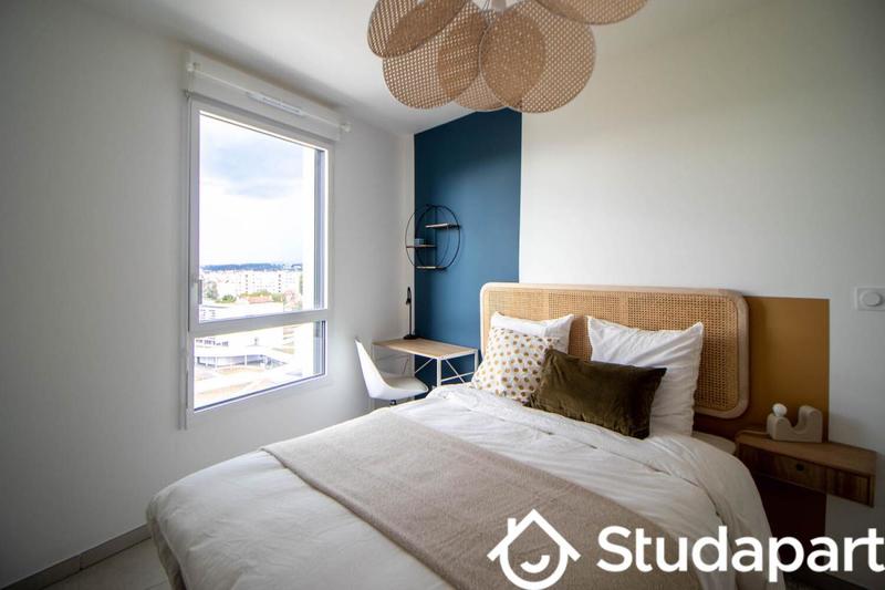 Chambre - 10 m² - 1 pièce