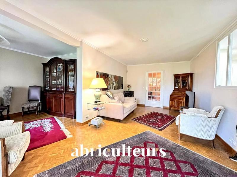 Appartement - 79 m² - 4 pièces