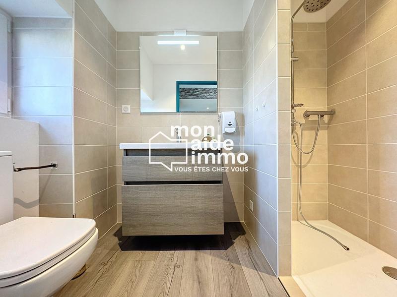 Maison - 350 m² - 9 pièces