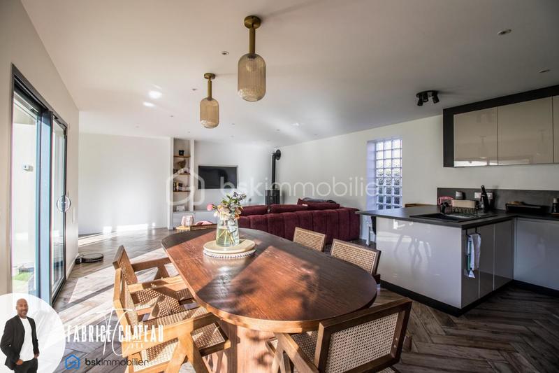 Maison - 148 m² - 6 pièces