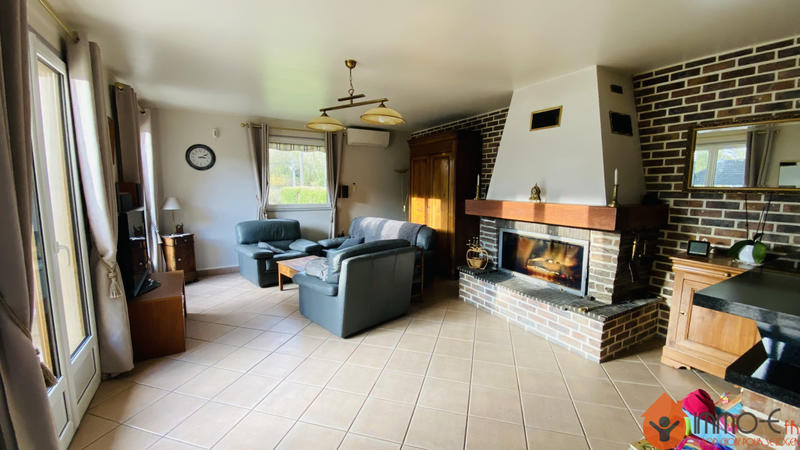 Maison - 90 m² - 5 pièces