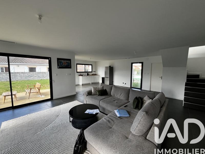 Maison - 138 m² - 5 pièces