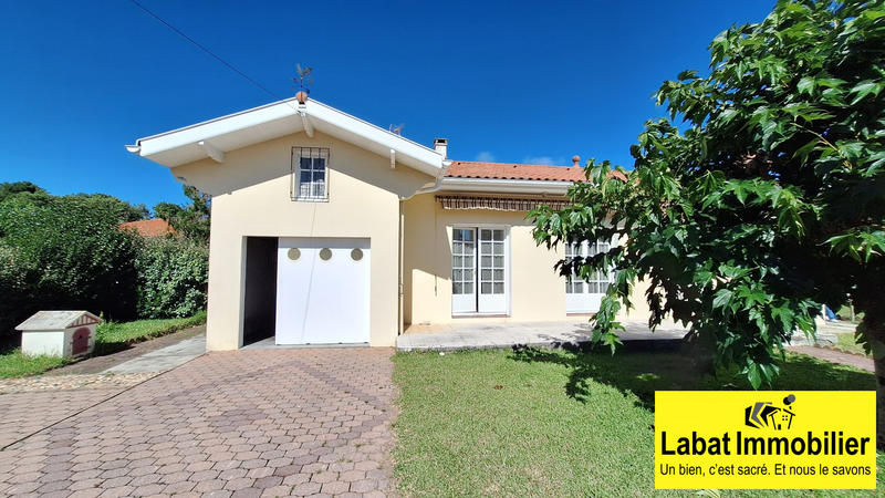 Maison - 95 m² - 4 pièces