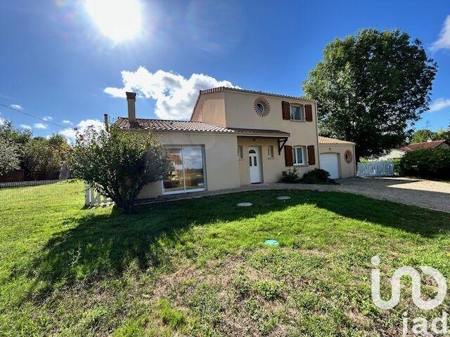 Maison - 120 m² - 4 pièces