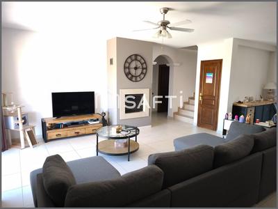 Maison - 140 m² - 5 pièces