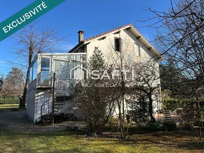 Maison - 178 m² - 6 pièces