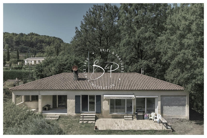 Maison - 104 m² - 5 pièces