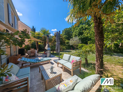 Maison - 170 m² - 8 pièces