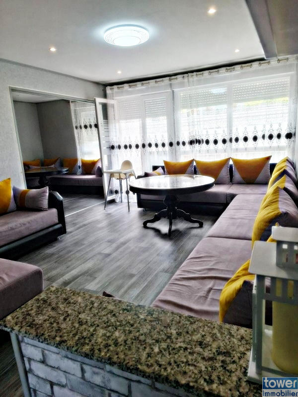 Appartement - 90 m² - 5 pièces