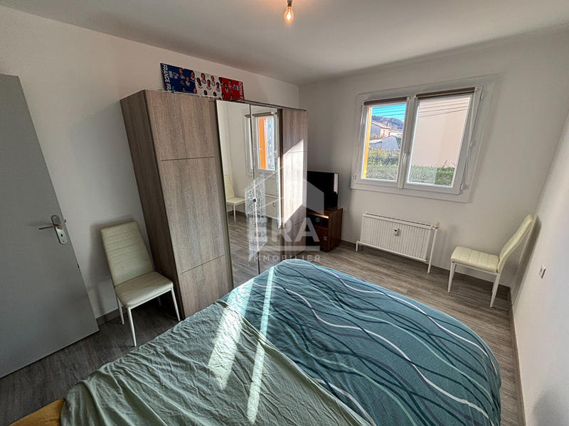 Appartement - 77 m² - 4 pièces