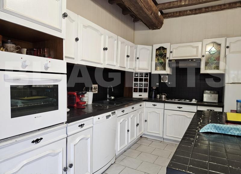 Maison en pierre - 177 m² - 7 pièces