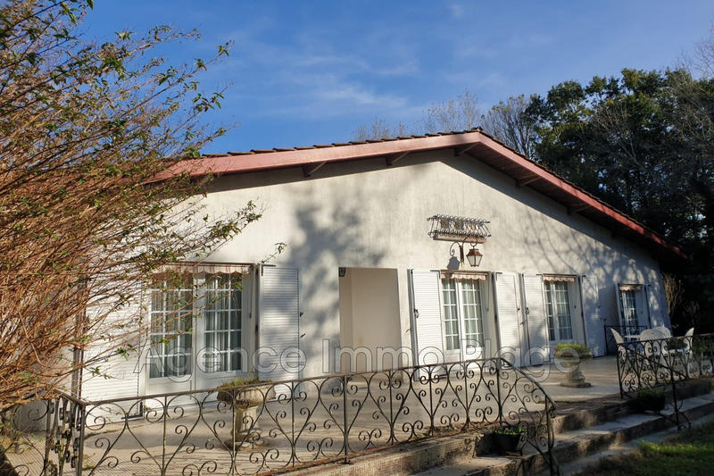 Maison - 126 m² - 8 pièces