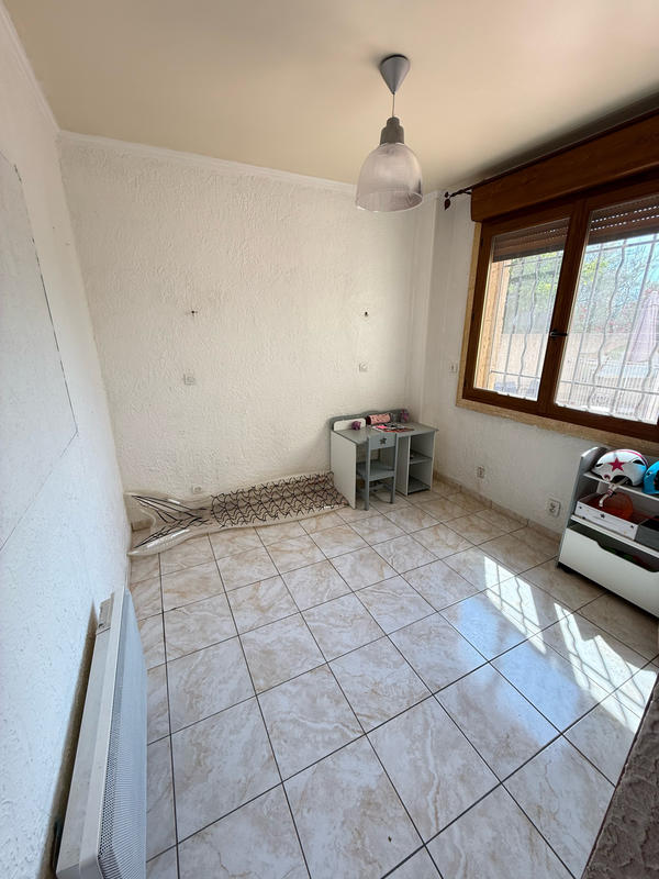 Maison - 230 m² - 8 pièces