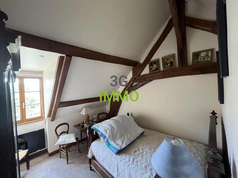 Maison - 255 m² - 9 pièces