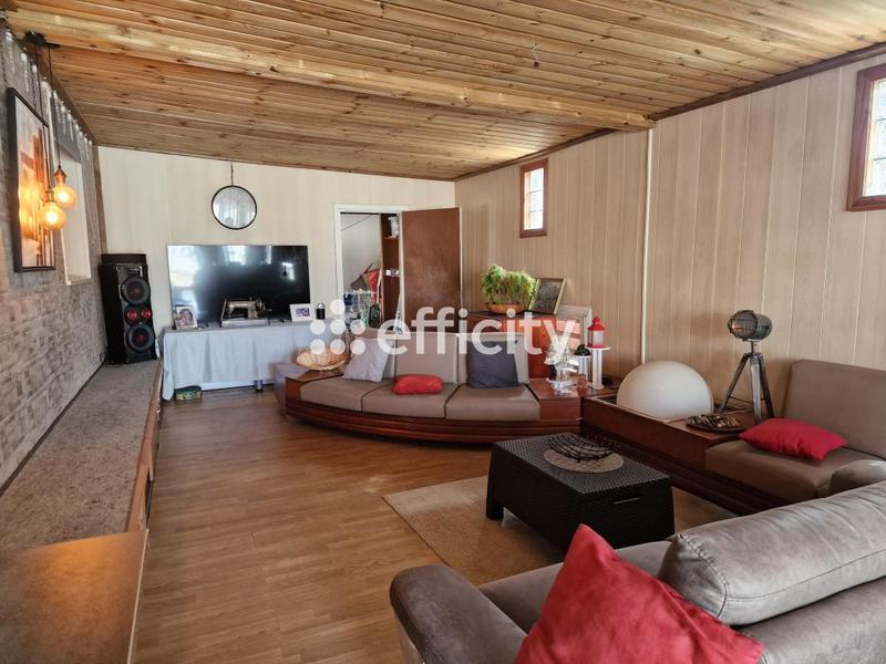 Maison - 120 m² - 5 pièces