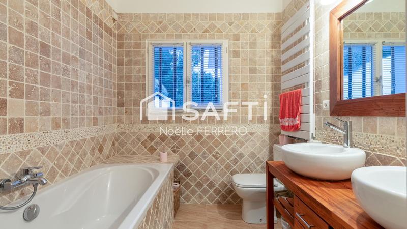 Villa - 160 m² - 6 pièces