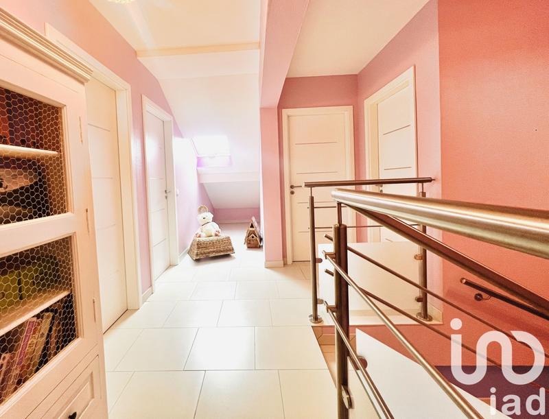 Maison - 180 m² - 8 pièces