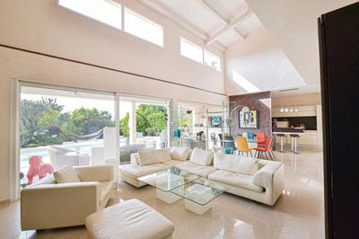 Villa - 207 m² - 5 pièces
