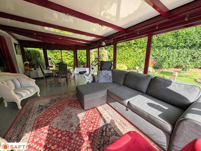 Maison - 97 m² - 5 pièces