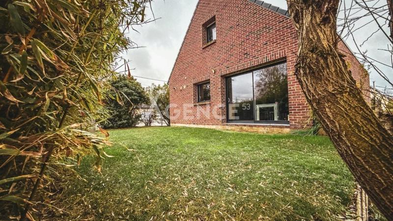 Maison - 88 m² - 4 pièces