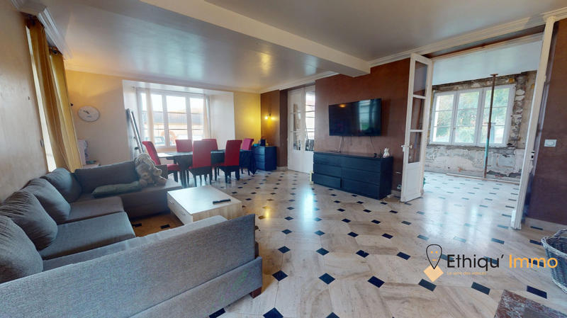 Maison ancienne - 200 m² - 5 pièces