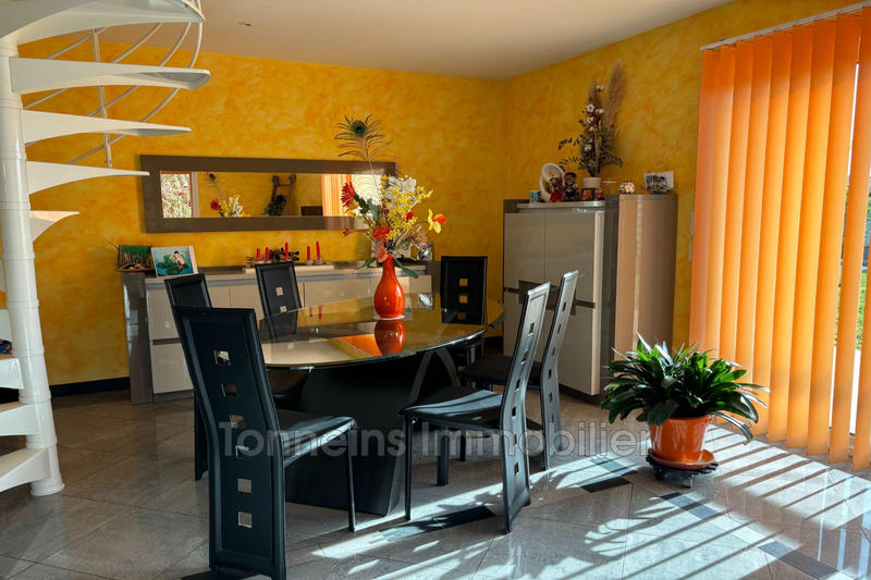 Maison - 114 m² - 4 pièces