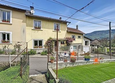 Maison - 115 m² - 6 pièces