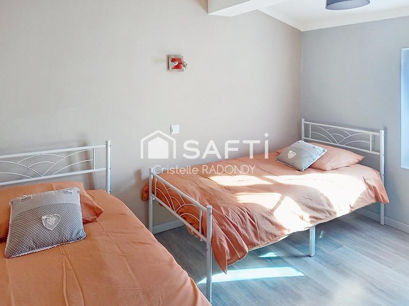 Maison - 152 m² - 9 pièces