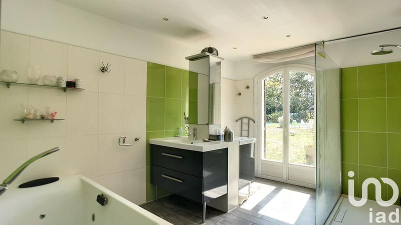 Maison - 195 m² - 6 pièces