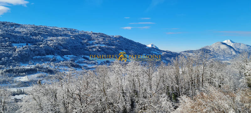 Maison - 400 m² - 10 pièces