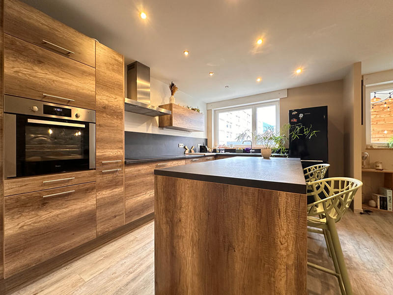 Appartement - 84 m² - 4 pièces