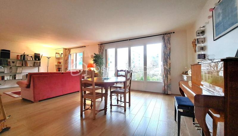Appartement - 150 m² - 7 pièces