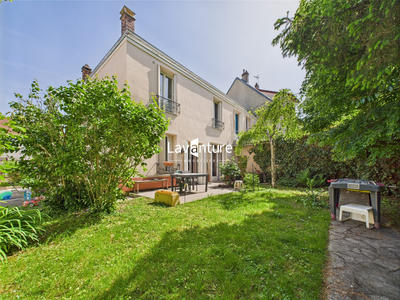 Maison - 164 m² - 7 pièces