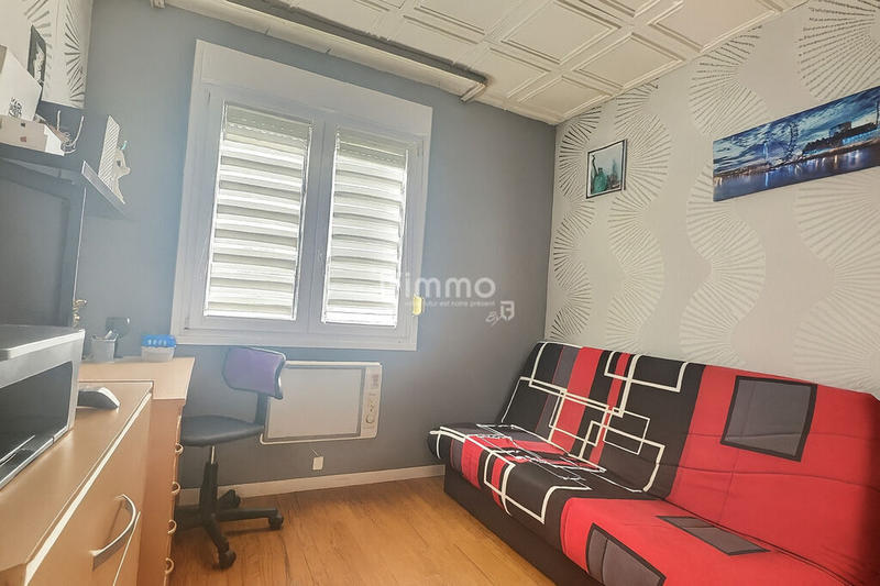 Maison - 80 m² - 5 pièces