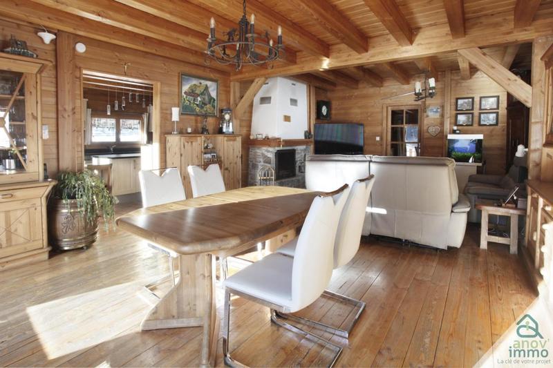 Châlet - 271 m² - 9 pièces