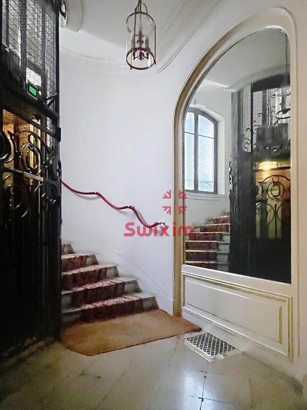 Appartement - 187 m² - 6 pièces