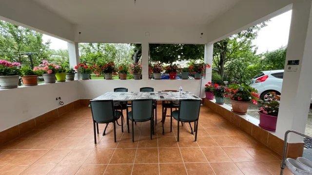 Maison - 170 m² - 7 pièces