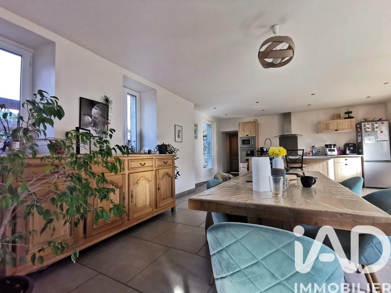 Maison de village - 171 m² - 8 pièces