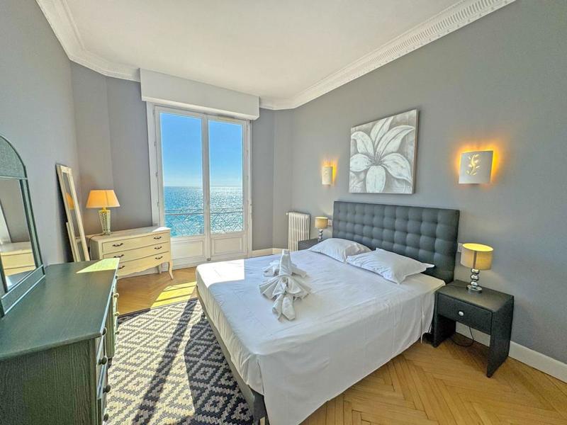 Appartement - 90 m² - 3 pièces