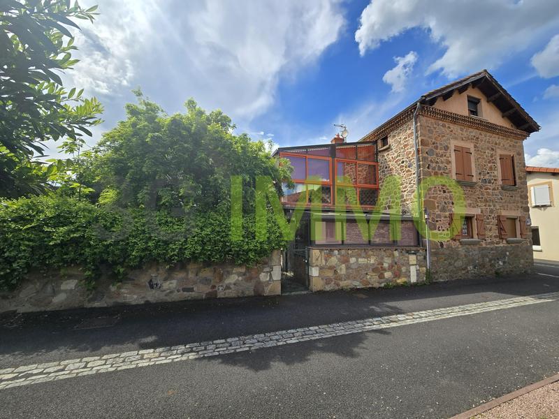 Maison - 150 m² - 8 pièces