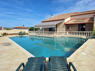 Villa - 180 m² - 4 pièces