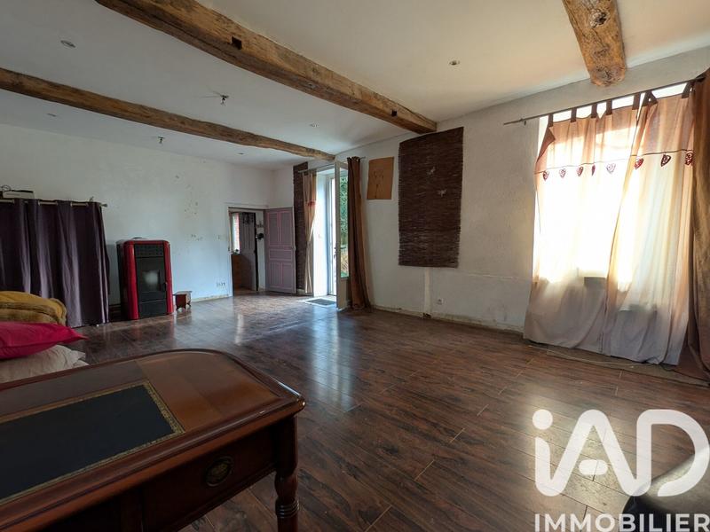Maison - 302 m² - 12 pièces