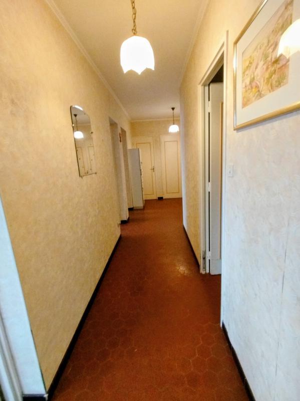 Appartement - 94 m² - 5 pièces