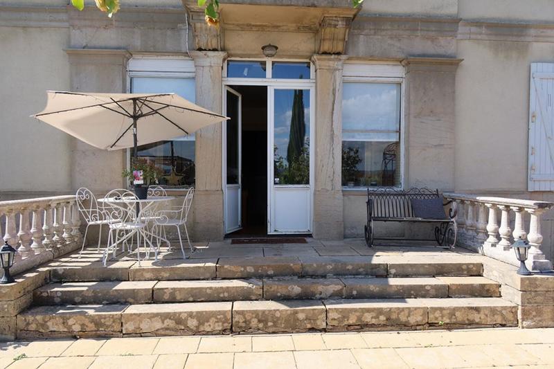 Maison de maîtres - 300 m² - 10 pièces