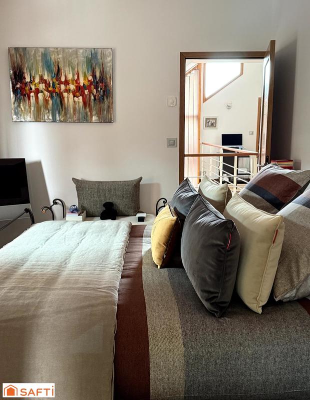 Châlet - 380 m² - 8 pièces