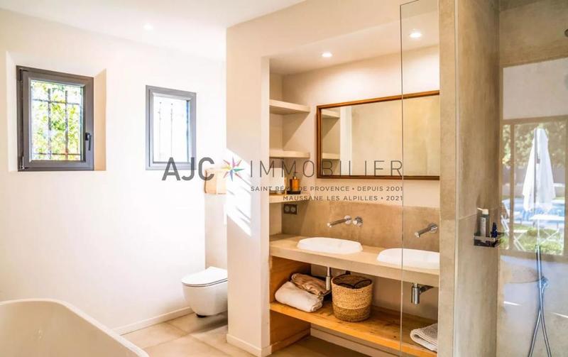 Maison - 190 m² - 4 pièces