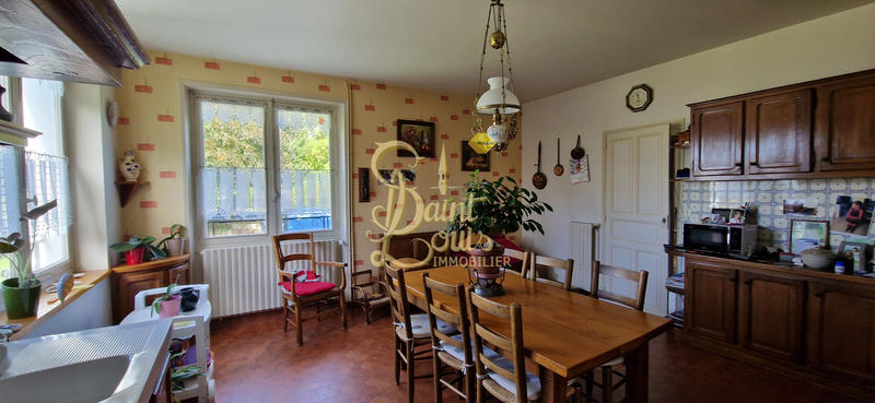 Maison - 200 m² - 6 pièces