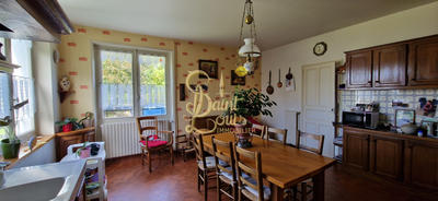 Maison - 200 m² - 6 pièces