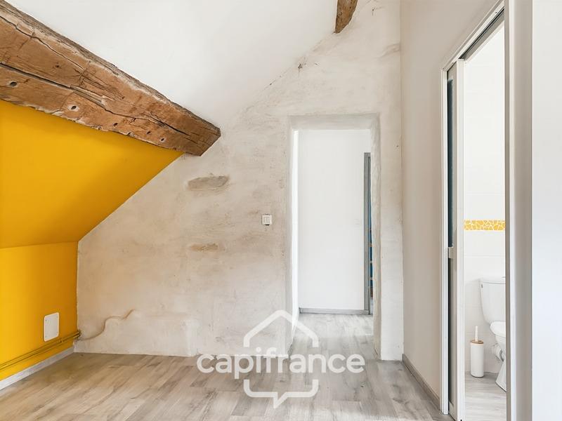Maison - 95 m² - 5 pièces