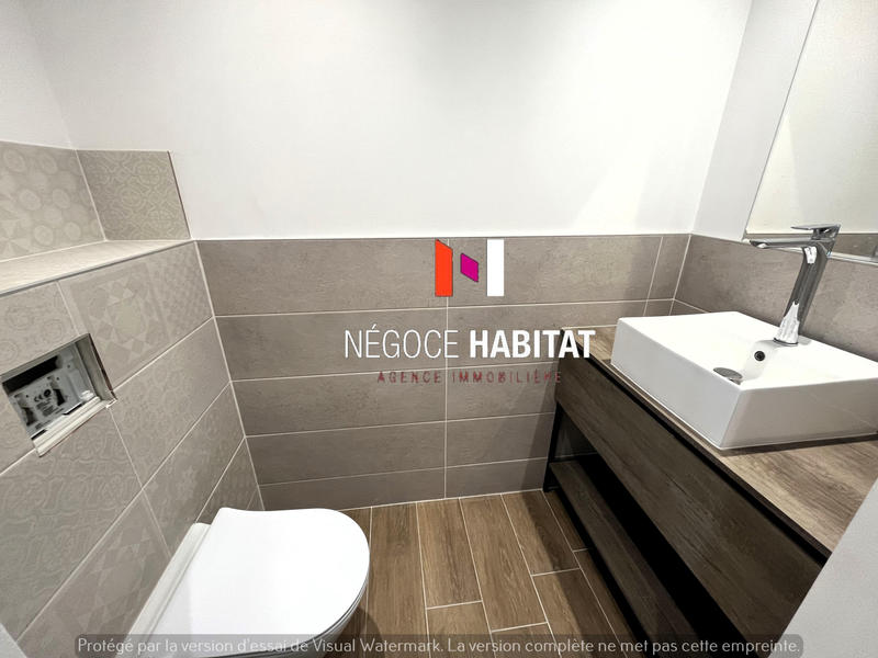 Local d'activités - 185 m²